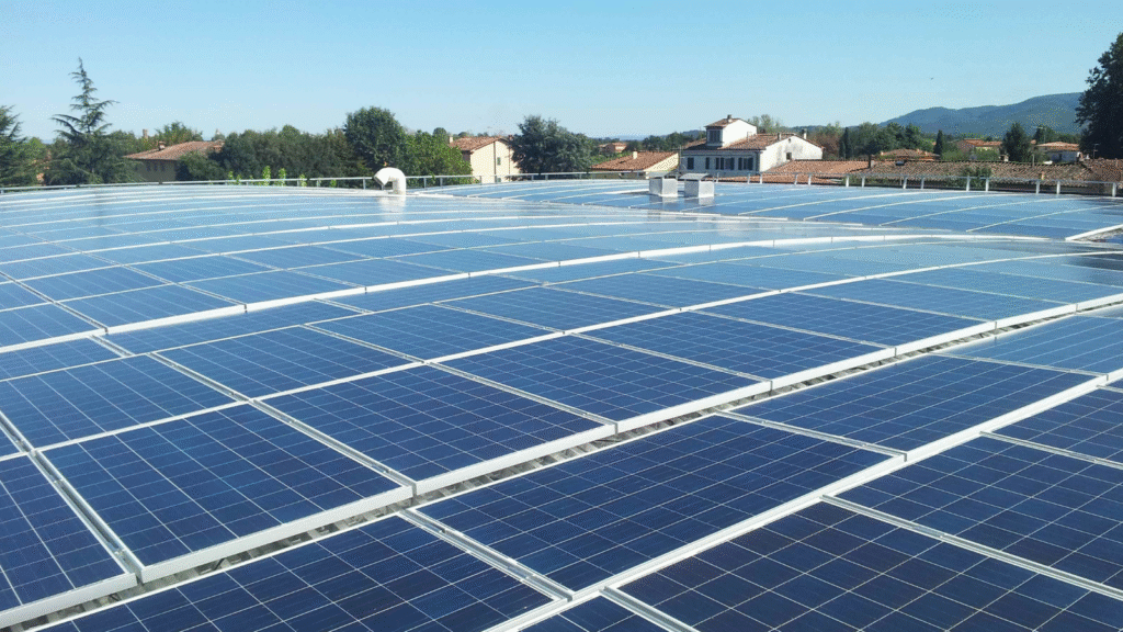 Energia Fotovoltaica: A Revolução Sustentável para Residências e Empresas